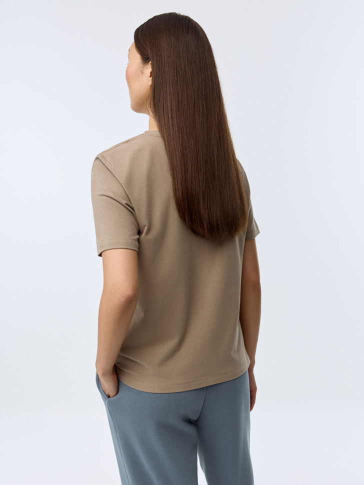 Базовая футболка KRIS REGULAR FIT. Фото №4