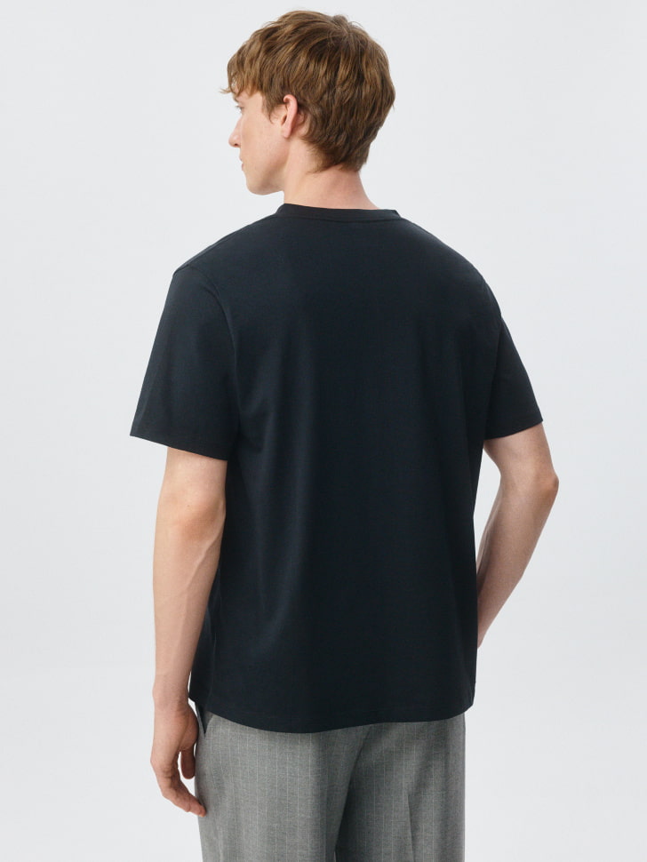 Футболка MARK REGULAR FIT базовая. Фото №4