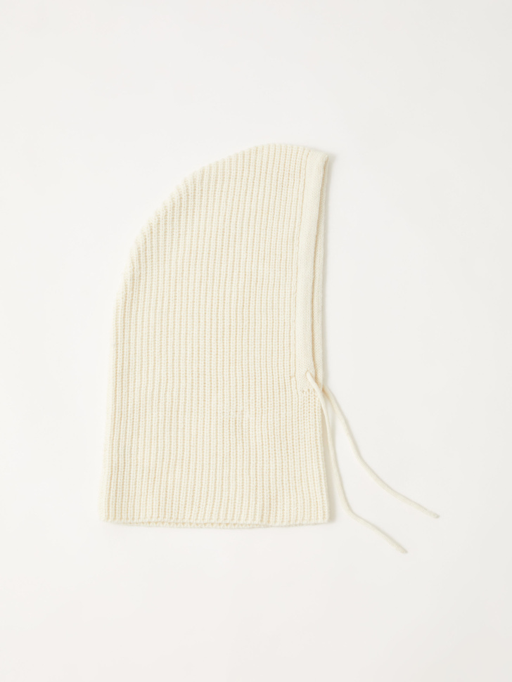 

Вязаный капор