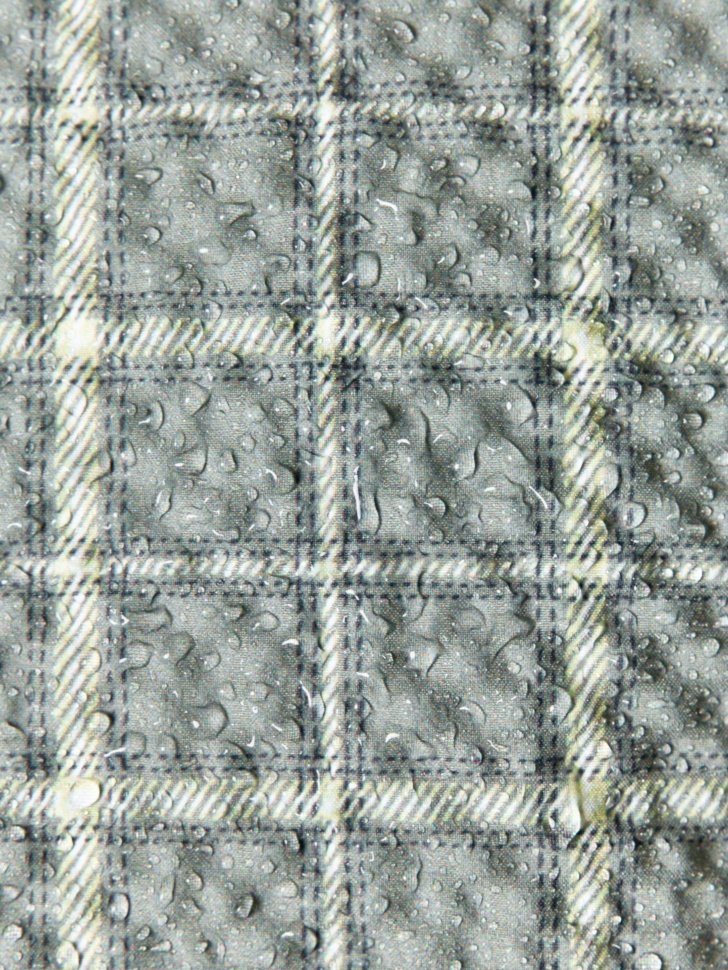 демисезонная куртка в клетку для мальчиков из синтепона спереди