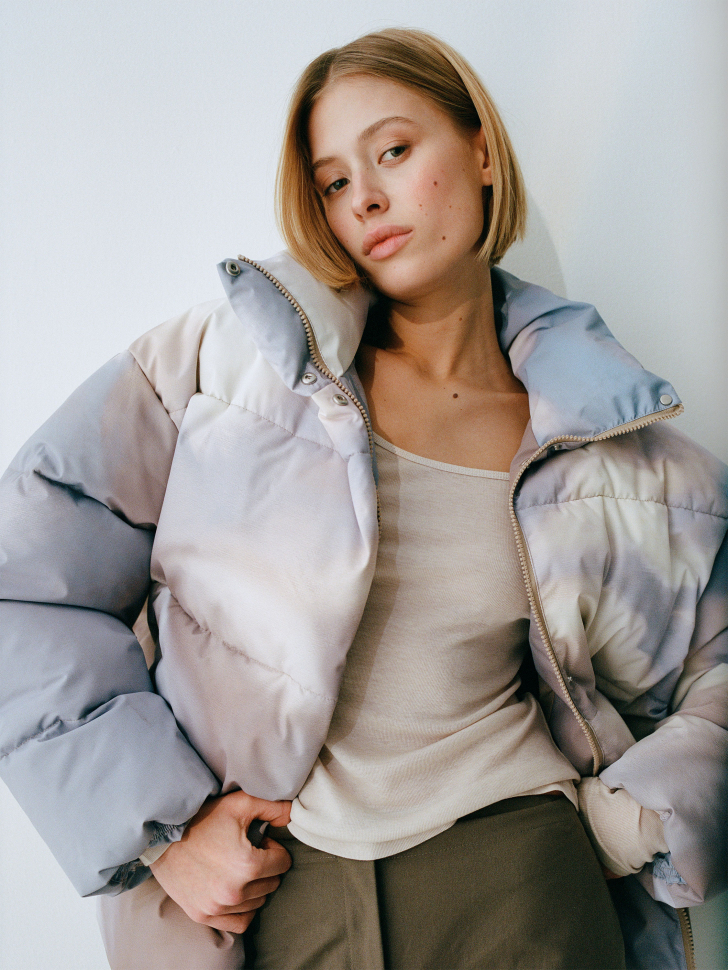 

Стеганая куртка с принтом