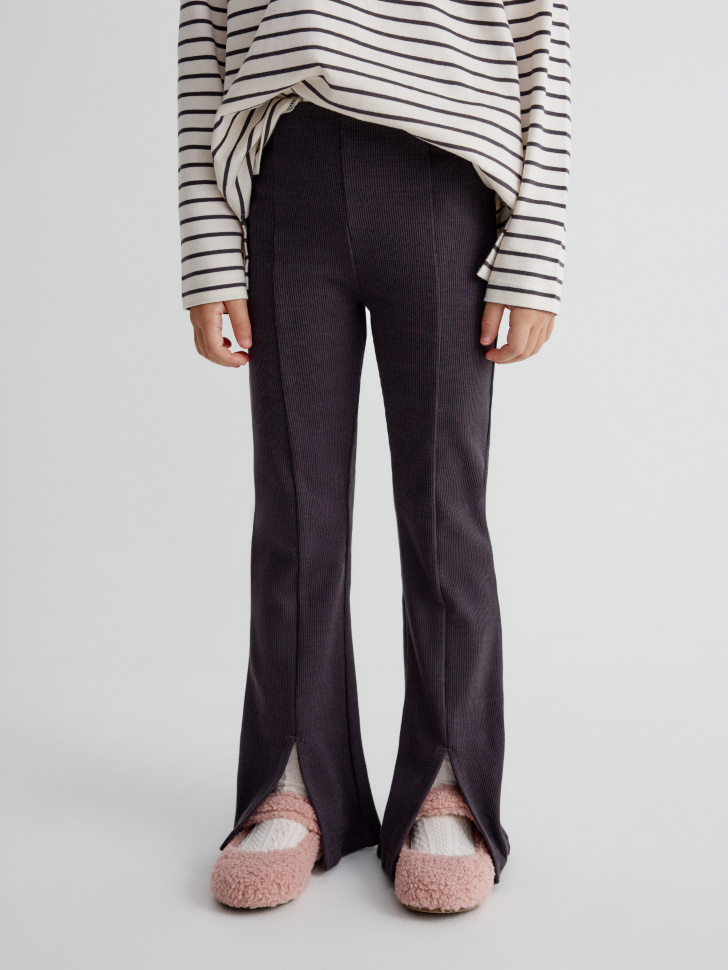 брюки клеш с разрезами для девочек от бренда sela вид слева