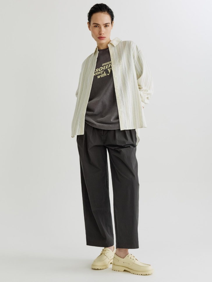 рубашка из лиоцелла в полоску от бренда sela вид слева